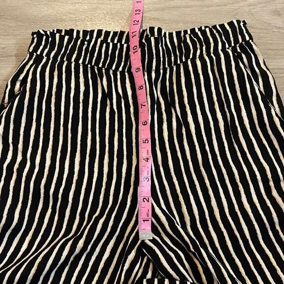 H&M women's black/white striped wide leg loose pant with elastic waist sz 2 - Picture 5 of 8